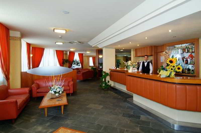 Grand Eurhotel Montesilvano Marina Extérieur photo