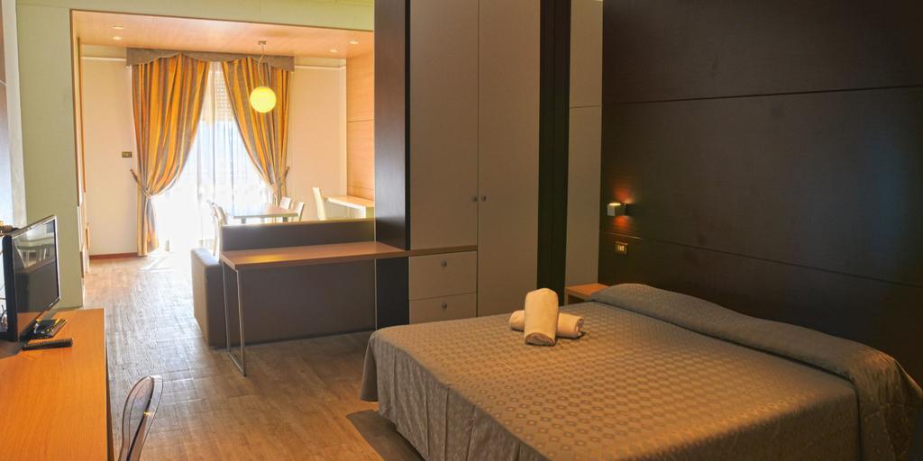 Grand Eurhotel Montesilvano Marina Extérieur photo