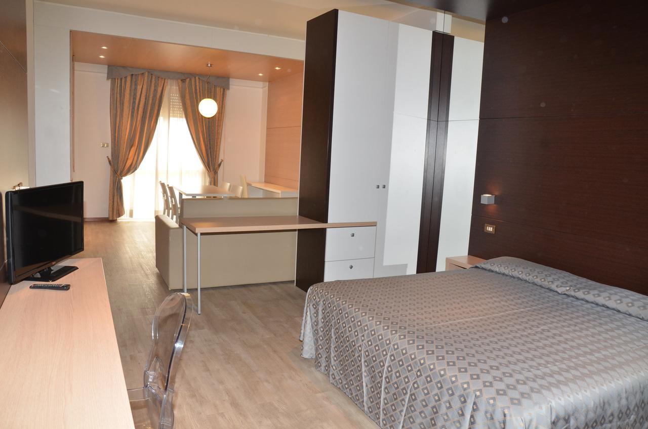 Grand Eurhotel Montesilvano Marina Extérieur photo