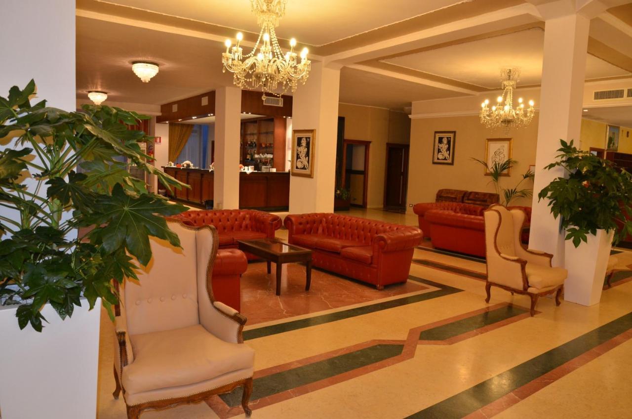 Grand Eurhotel Montesilvano Marina Extérieur photo