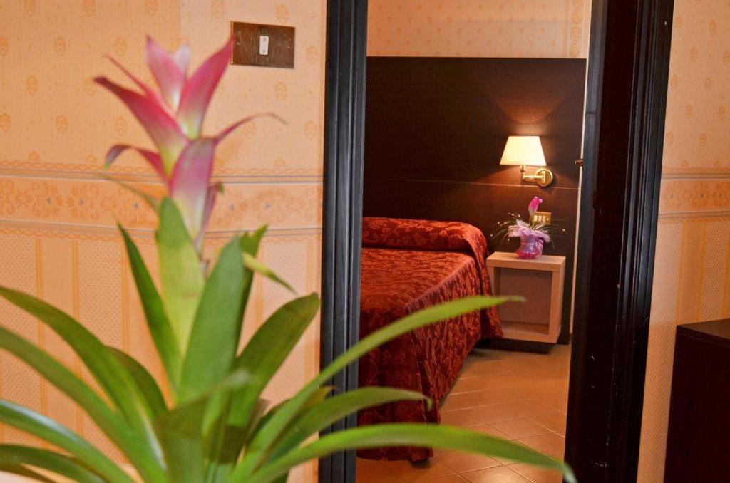 Grand Eurhotel Montesilvano Marina Extérieur photo